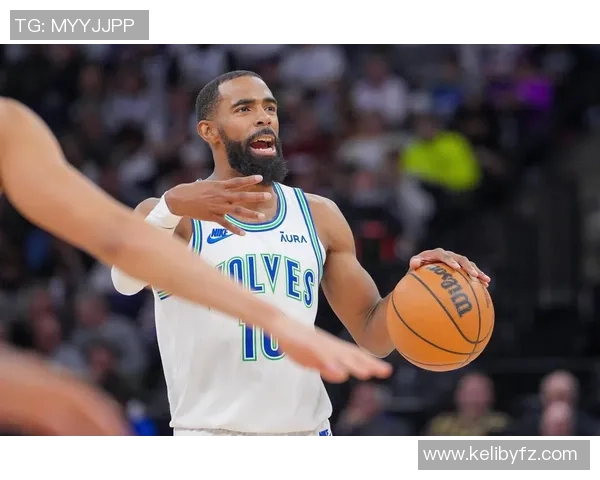 迈克康利的篮球之路与职业生涯的辉煌成就探讨